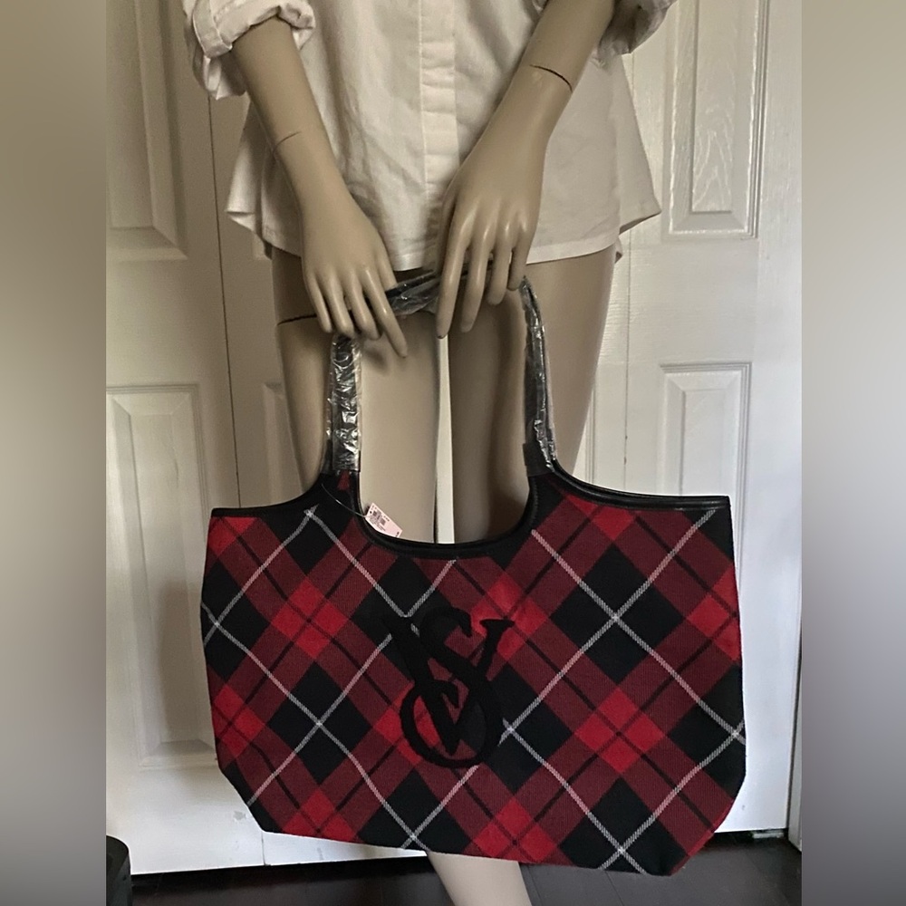 Victoria’s Secret Weekender Travel Plaid Tote bag